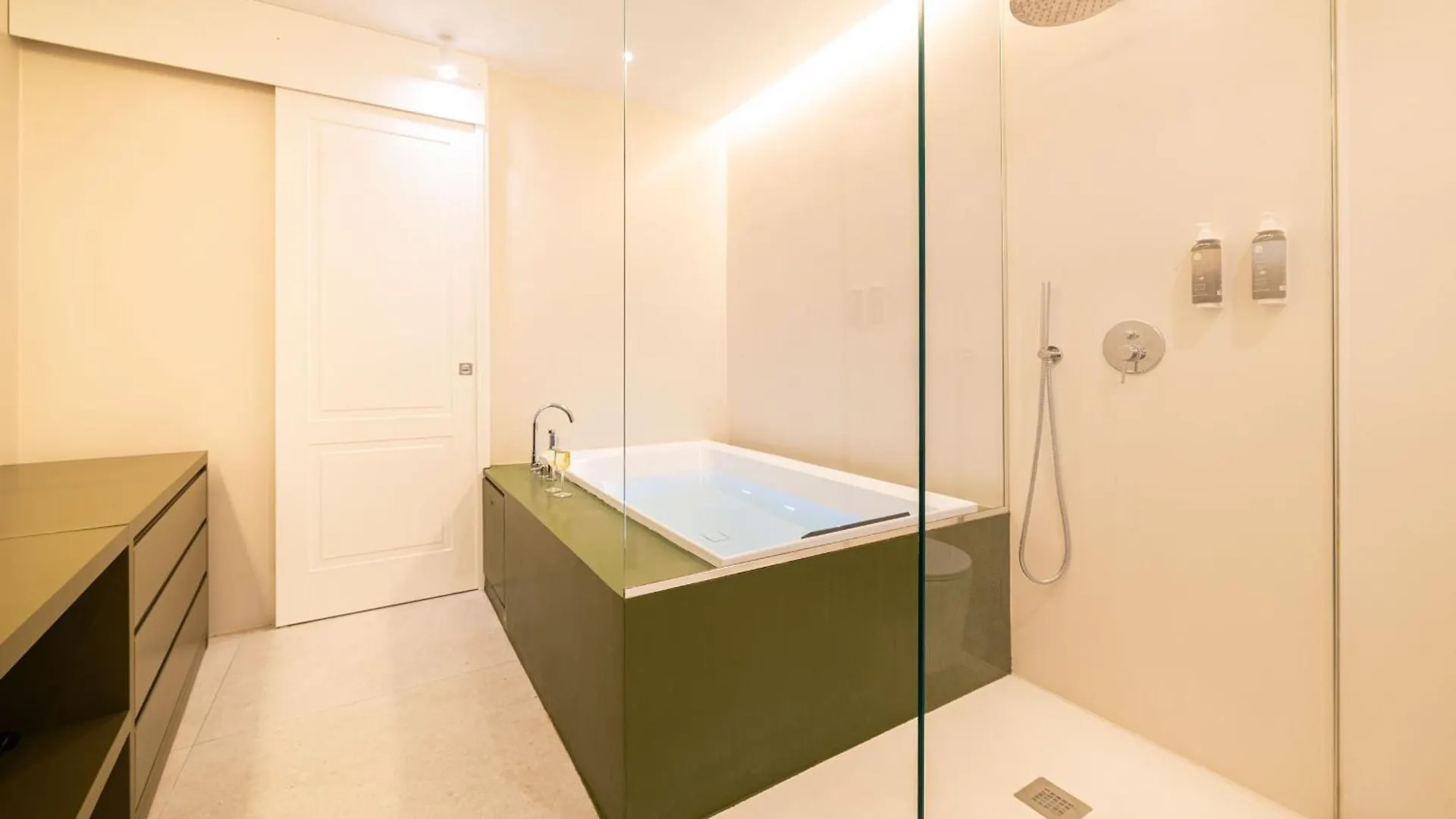 Cortese Suite Naples Guest house