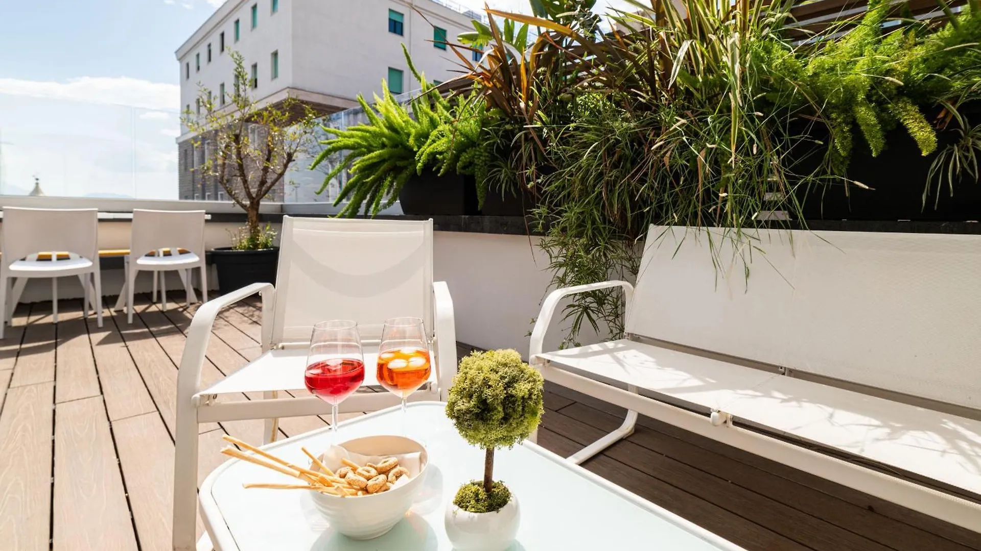 Cortese Suite Naples 0*,  Italy
